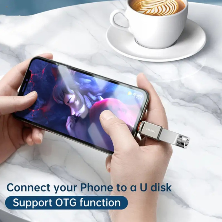 تبدیل OTG به لایتنینگ مکدودو USB_3.0 مدله OT_8600